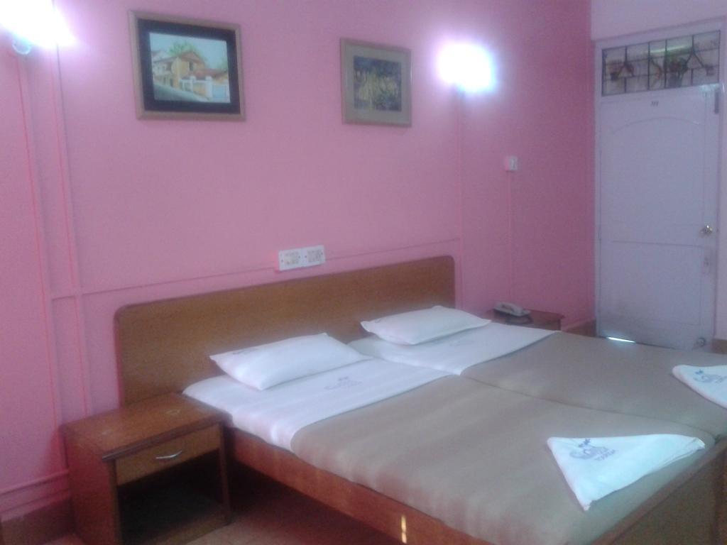 Colva Residency Hotel Phòng bức ảnh